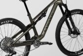 2025 Canyon Neuron CF 8 Mountain Bike (ZONACYCLES)