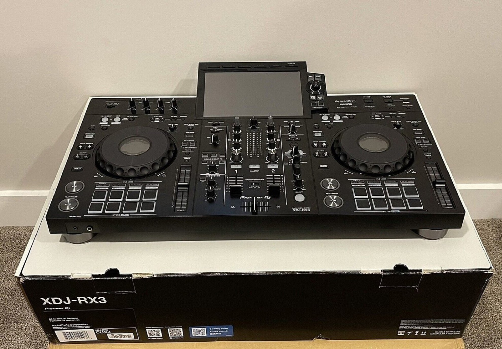 AlphaTheta XDJ-AZ, AlphaTheta OMNIS-DUO, Pioneer OPUS-QUAD, Pioneer XDJ-RX3, Pioneer XDJ-XZ, Pioneer DDJ-FLX10, AlphaTheta CDJ-3000X, Pioneer CDJ-3000, Pioneer DJM-A9, Pioneer DJM-V10